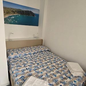 La Casa Di Giuliana Piano Terra Con Cucina E Lavatrice